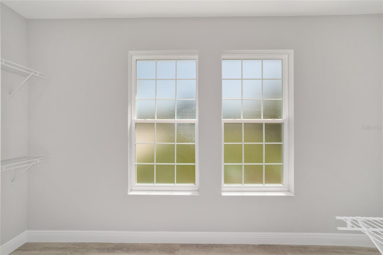 WILLISTON HYLNDS GOLF & C CLUB ESTATE - Residential Lease