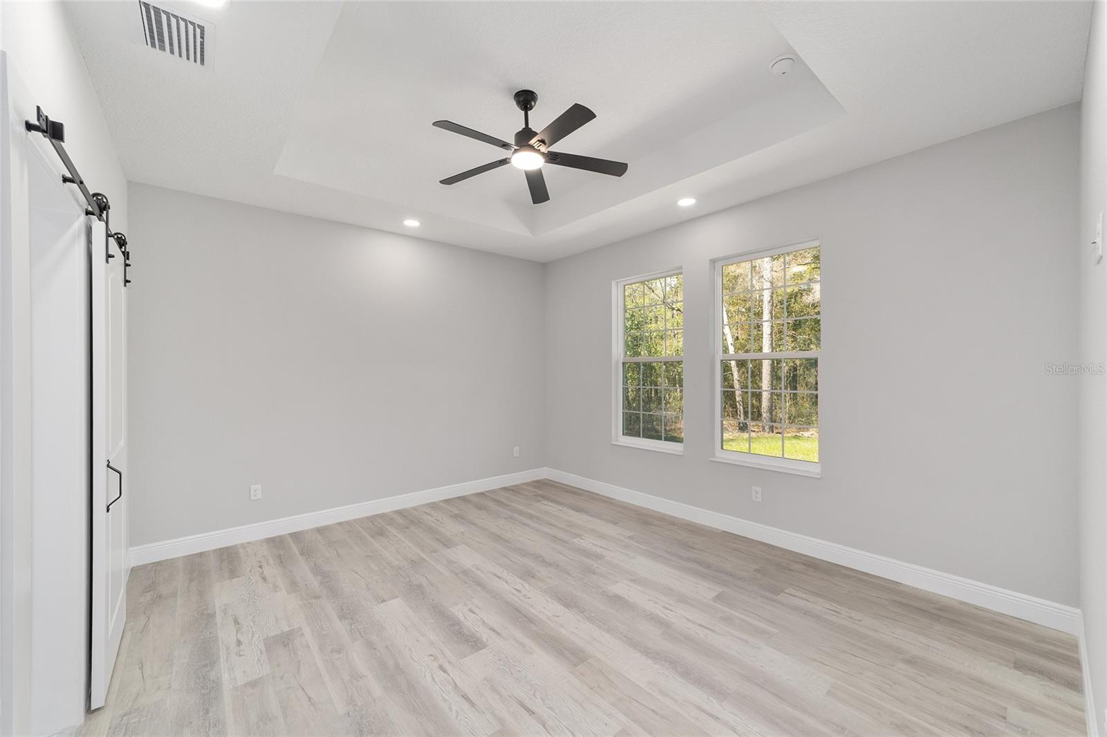 WILLISTON HYLNDS GOLF & C CLUB ESTATE - Residential Lease