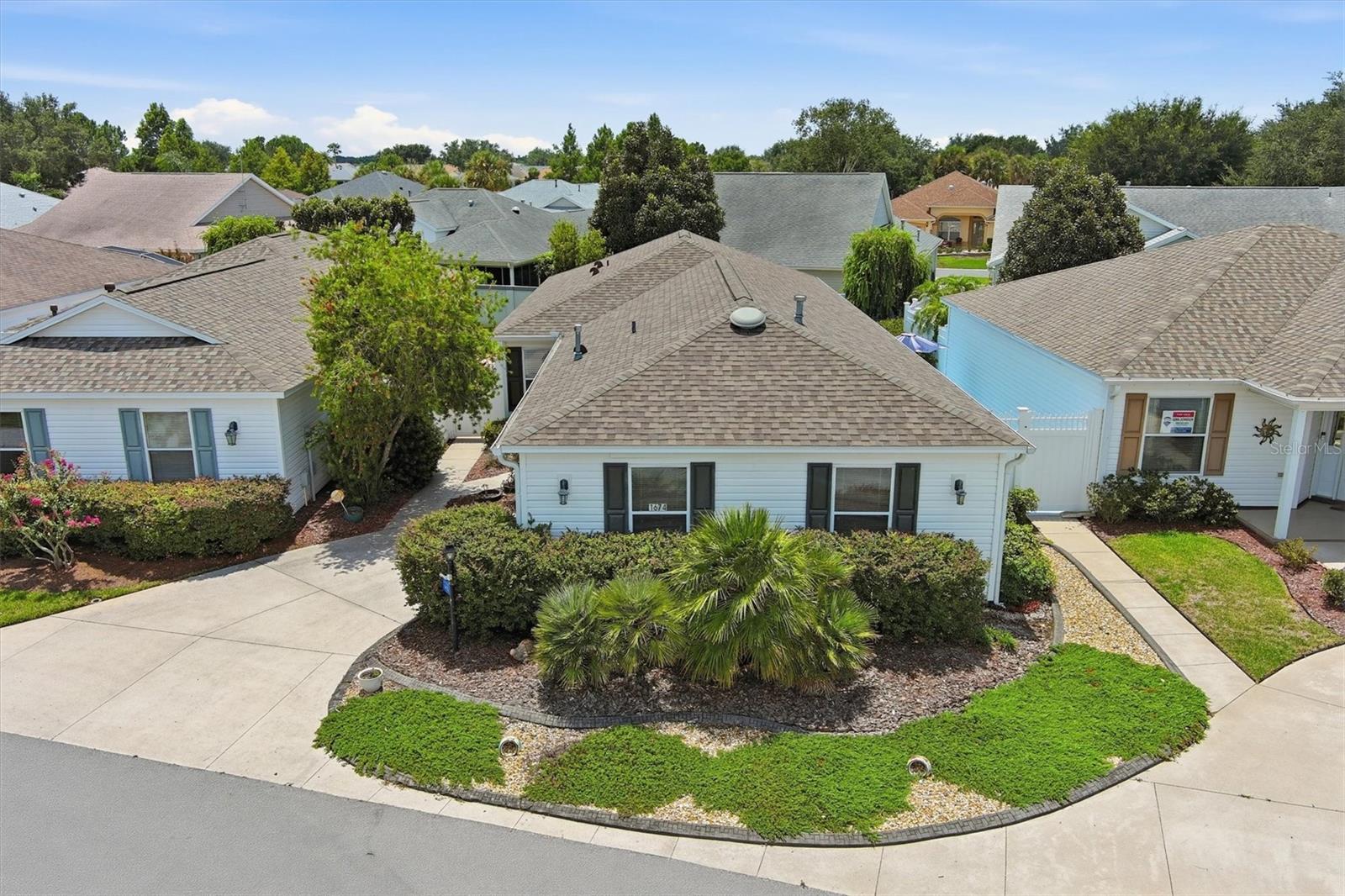 1674 GOVAN PLACE