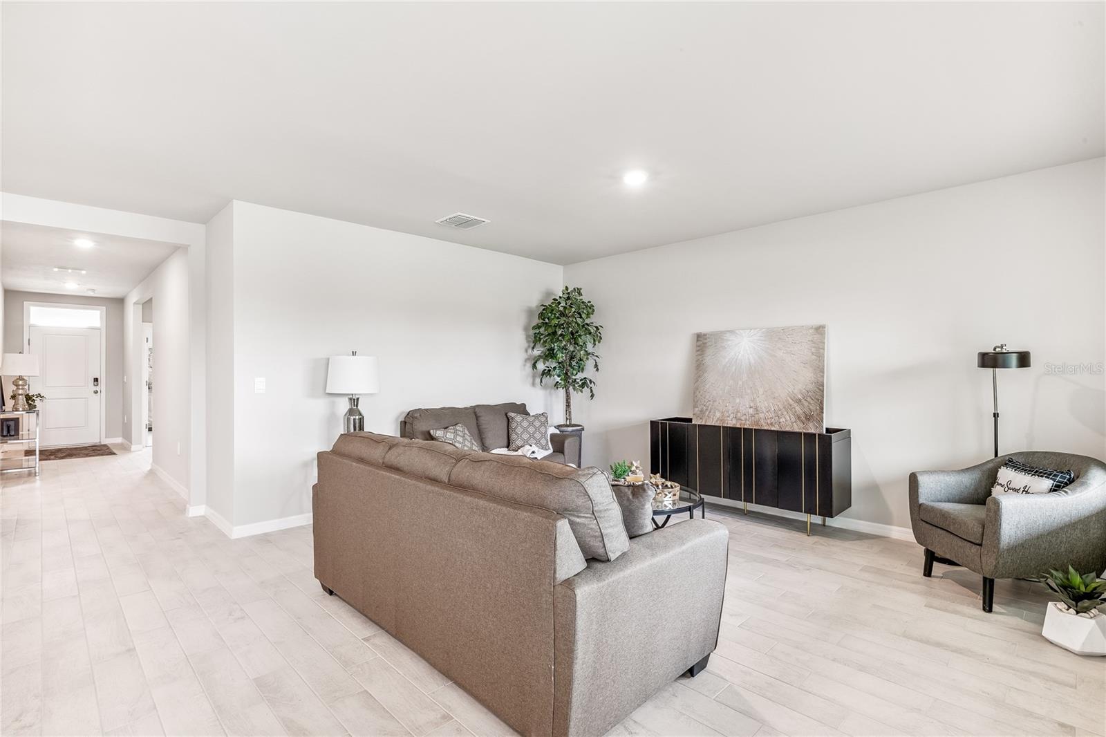 CORAL LAKES - CORAL CREEK - Residential