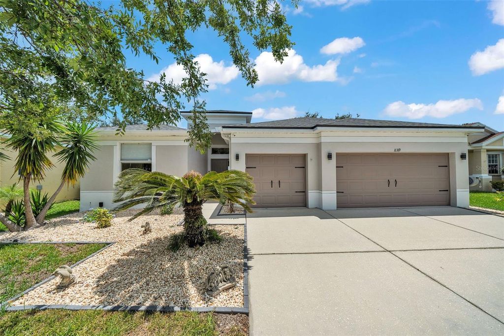 Photo of 11319 Laurel Brook Court, Riverview, FL 33569 (MLS # TB8415444)
