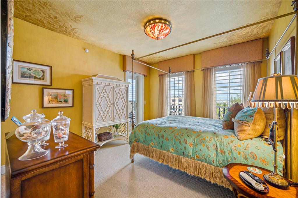 ALTA VITA CONDO - Residential