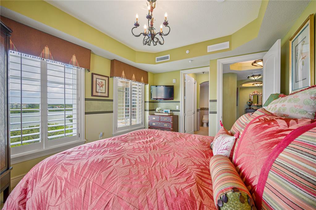 ALTA VITA CONDO - Residential