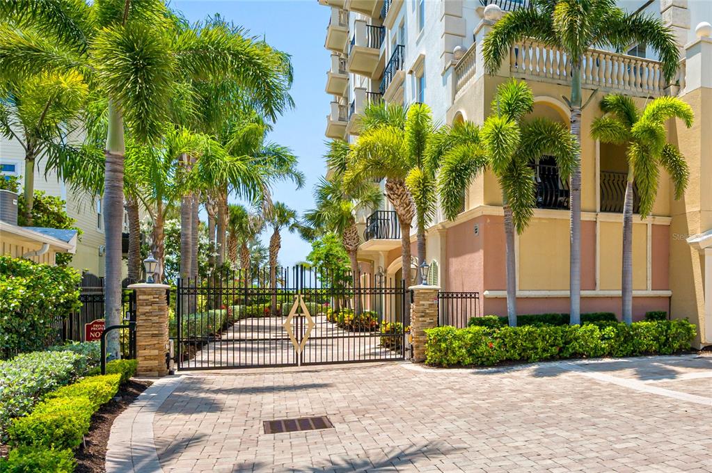 ALTA VITA CONDO - Residential