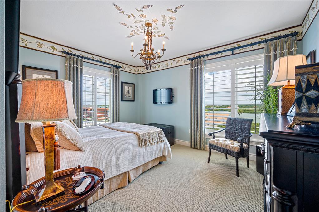 ALTA VITA CONDO - Residential