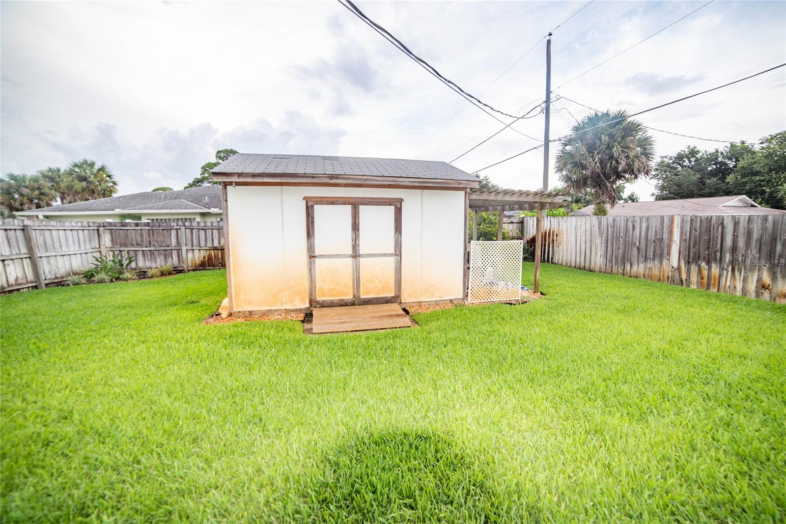 Florida Shores 01 - Residential