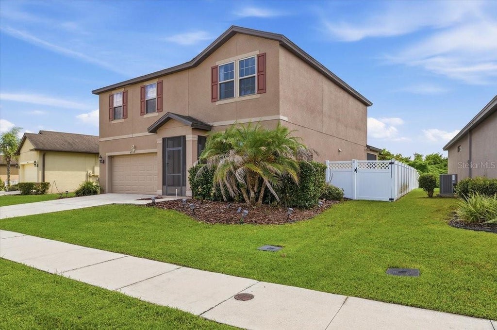 Photo of 8734 Hinsdale Heights Drive, Polk City, FL 33868 (MLS # P4939925)
