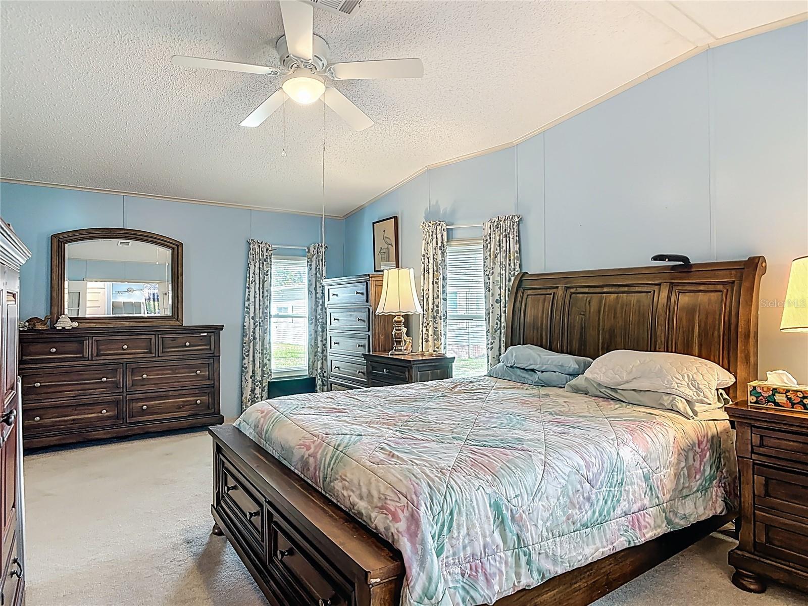 TRADERS COVE UNIT 01 - Residential