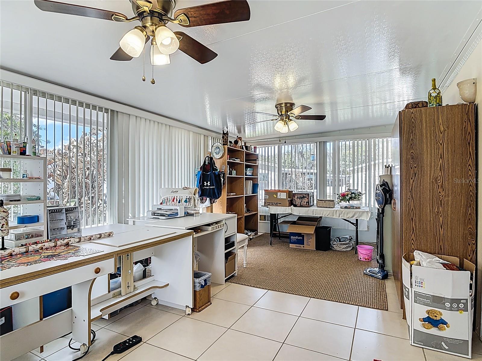 TRADERS COVE UNIT 01 - Residential