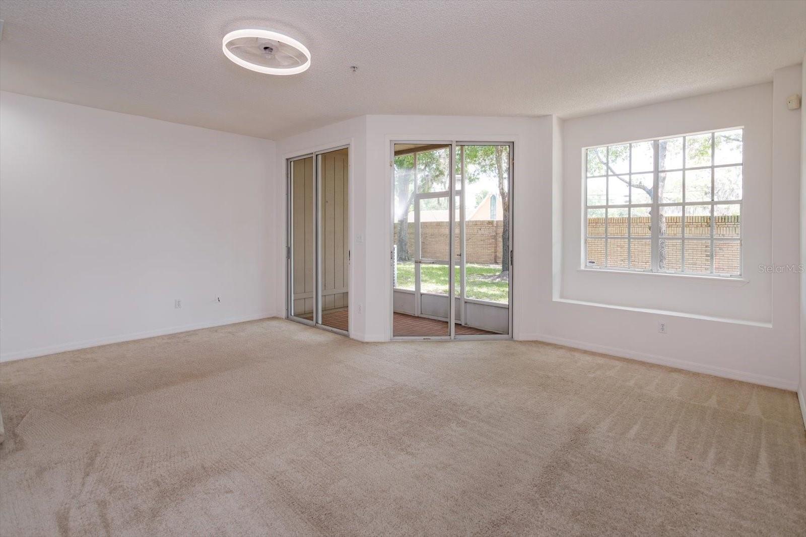 OAK HARBOUR SEC 4 - Residential
