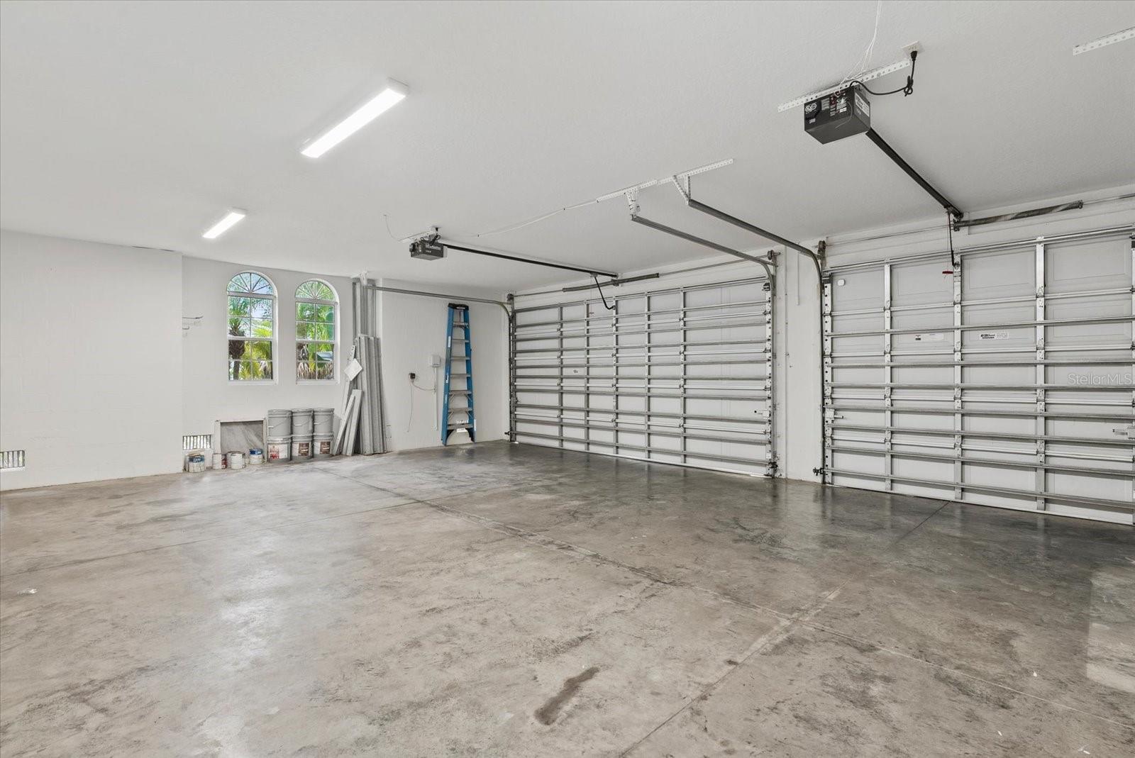 SIESTA REV OF - Residential