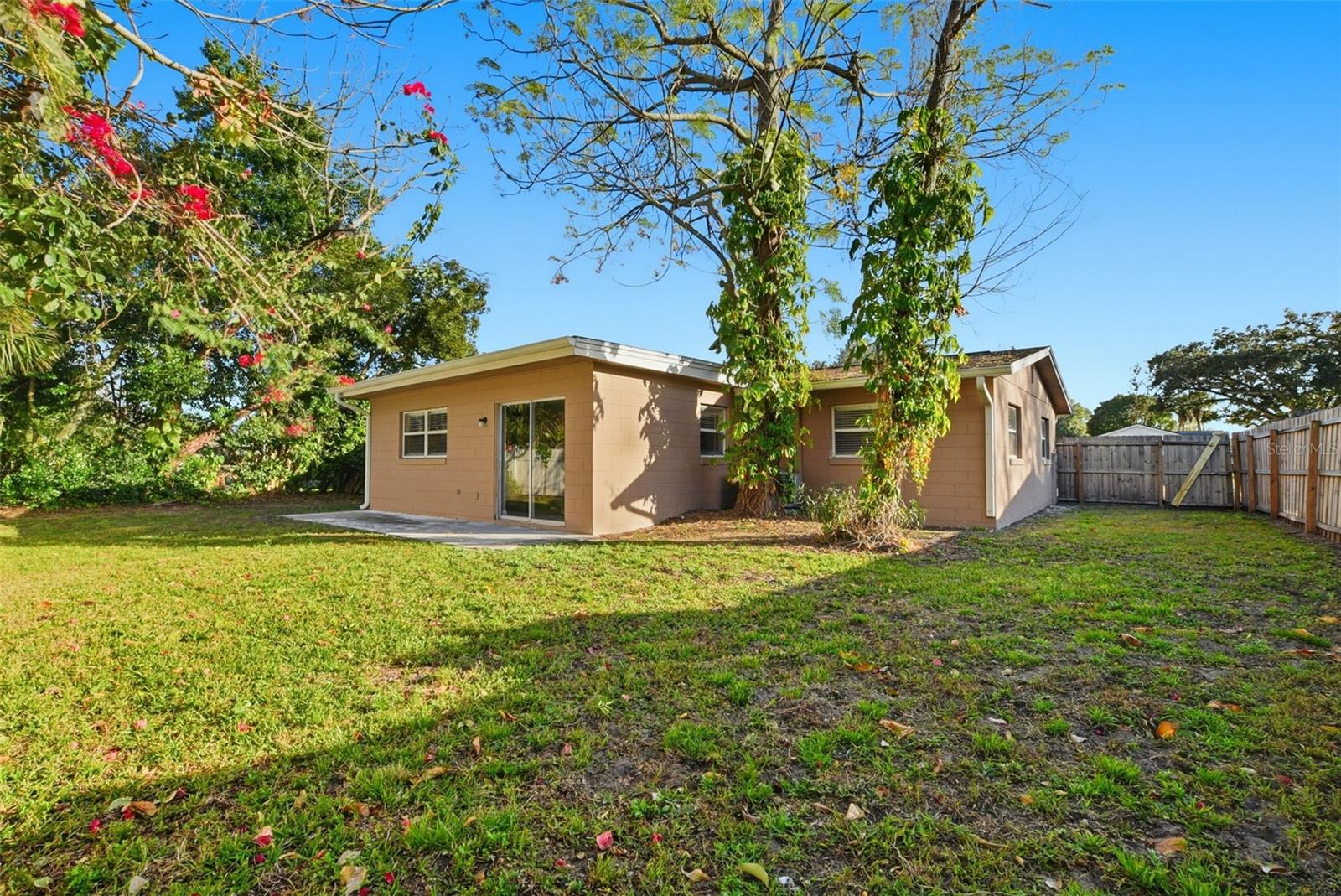 WOODCREST UNIT 01 - Residential