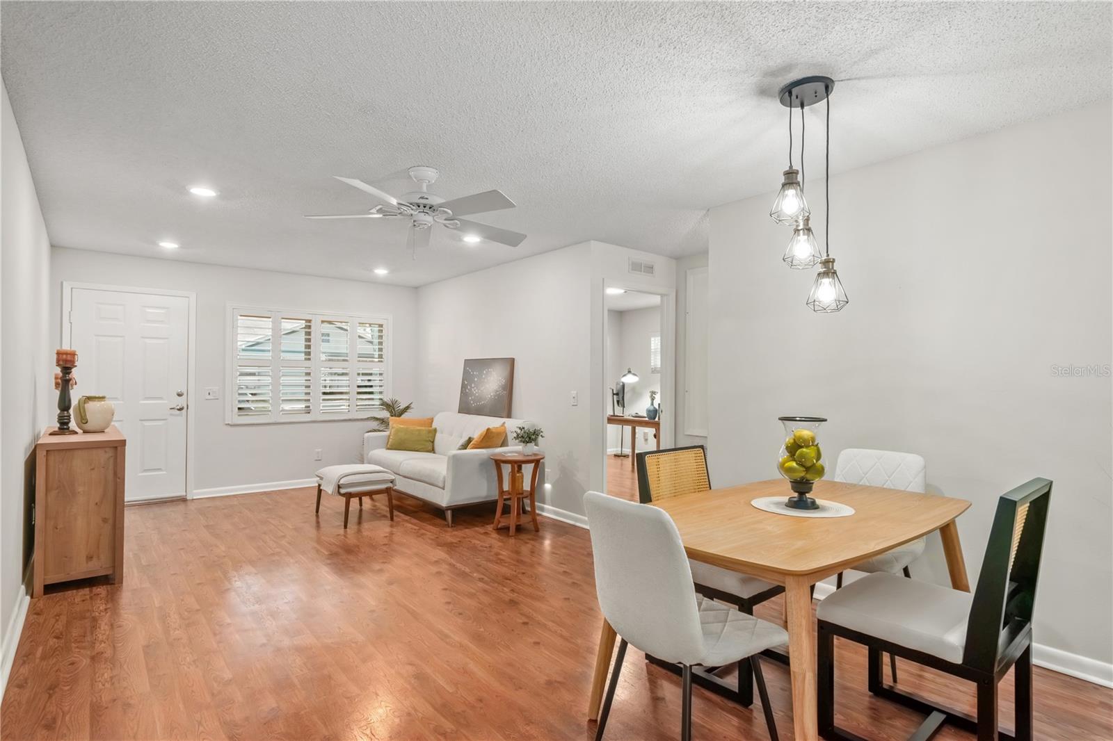 ON TOP OF THE WORLD - Residential