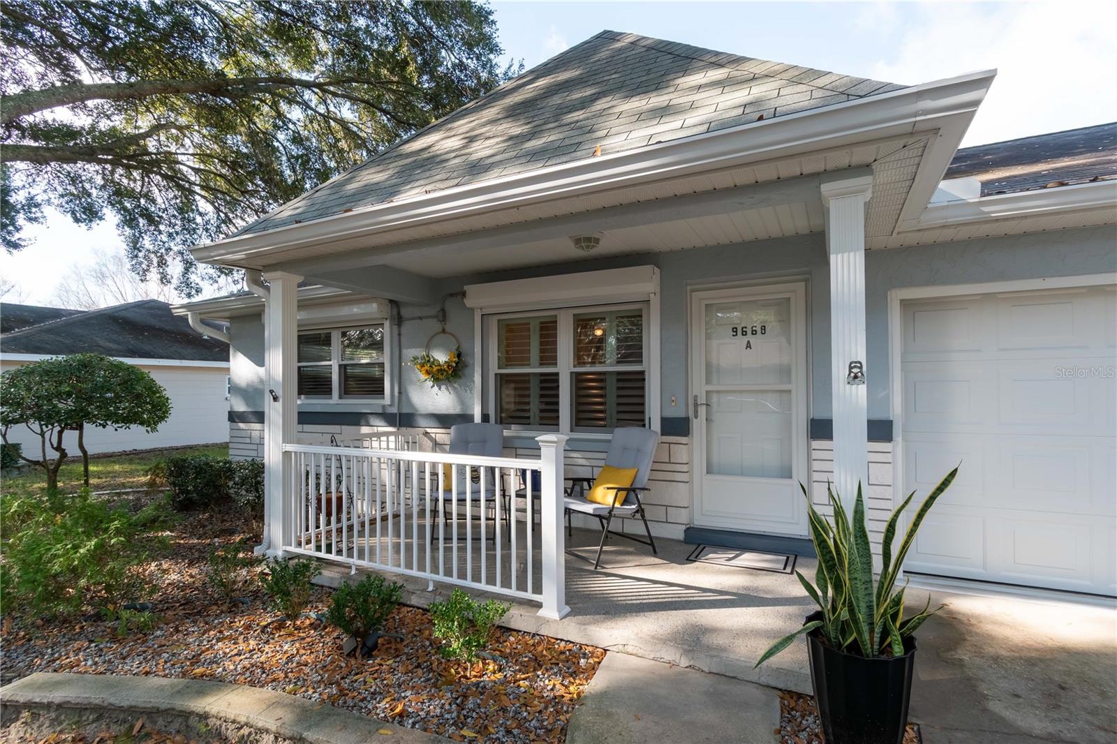 ON TOP OF THE WORLD - Residential