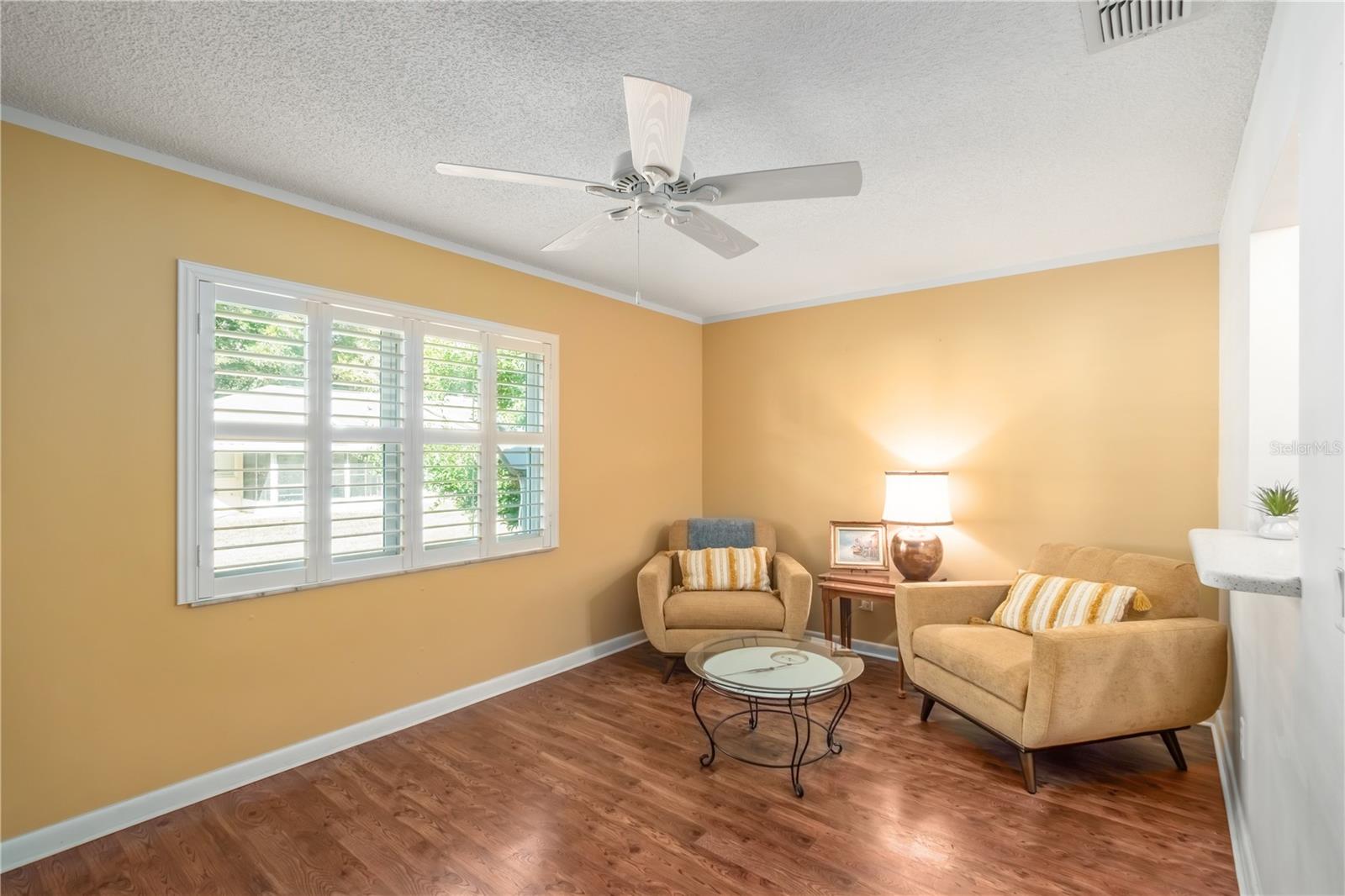 ON TOP OF THE WORLD - Residential