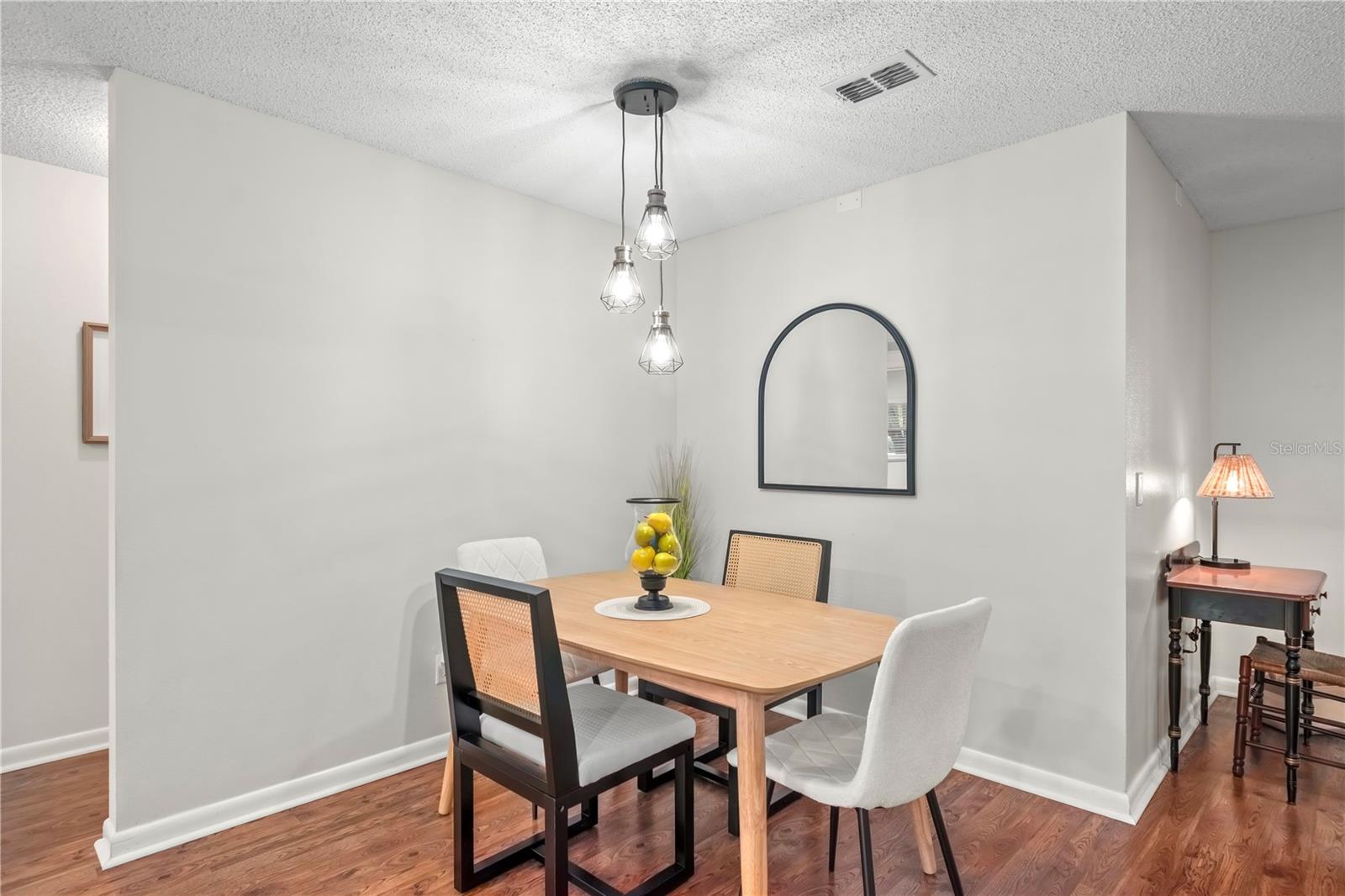 ON TOP OF THE WORLD - Residential