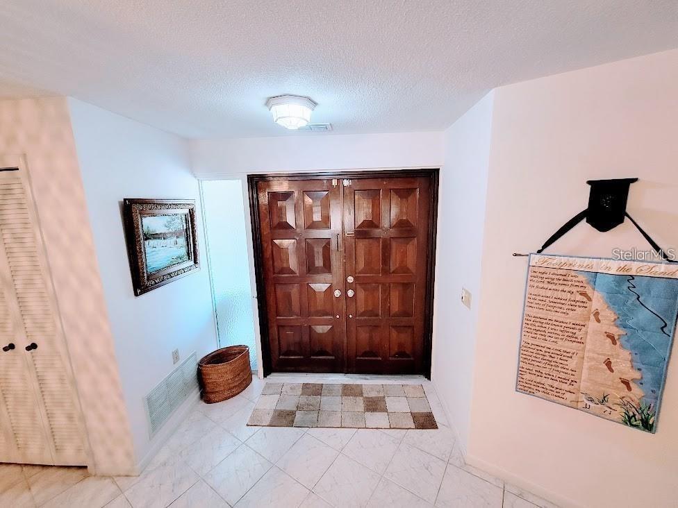 BELLEVUE ESTATES 4TH ADD - Residential Lease