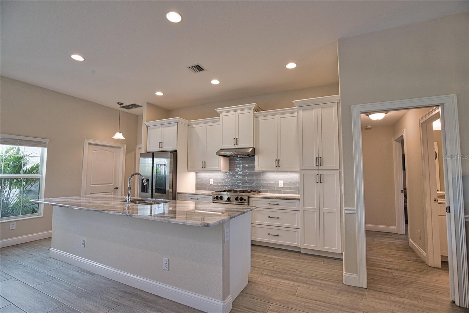 ROTONDA WEST WHITE MARSH - Residential