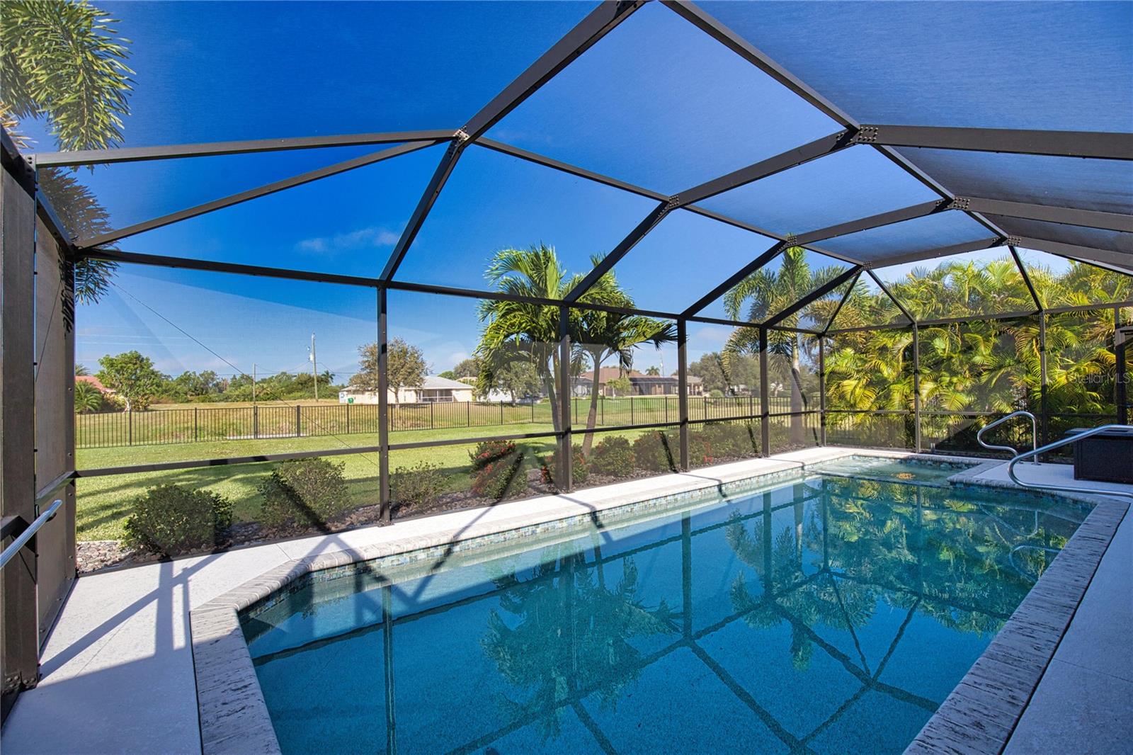 ROTONDA WEST WHITE MARSH - Residential