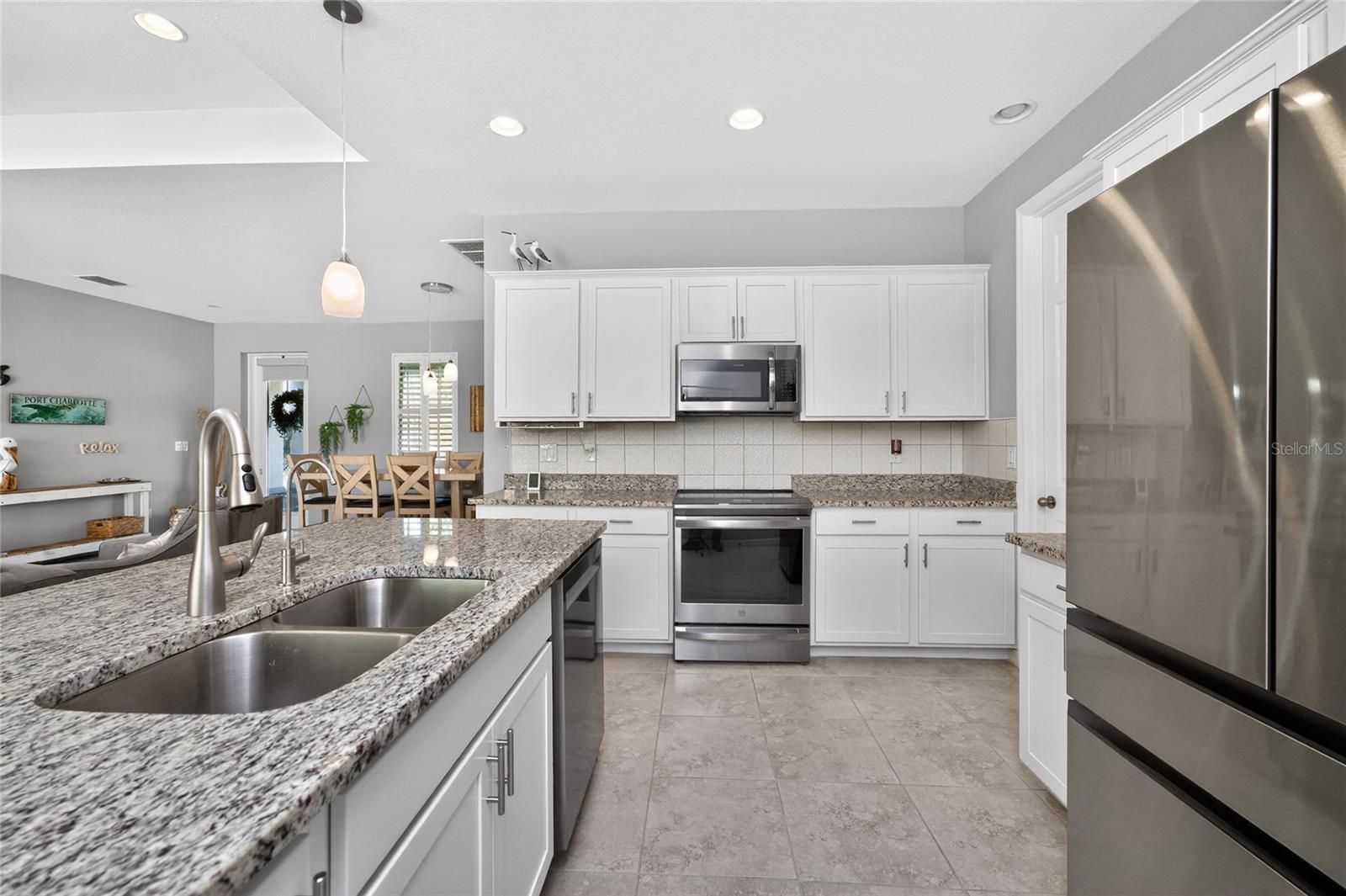 PUNTA GORDA ISLES SEC 20 - Residential