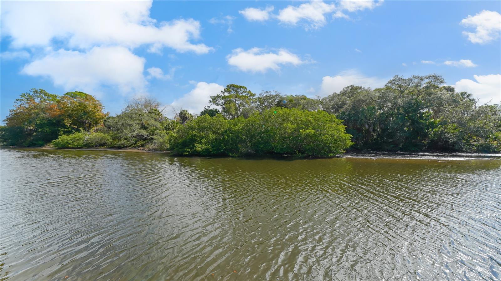 SOUTH GATE - Residential Lease