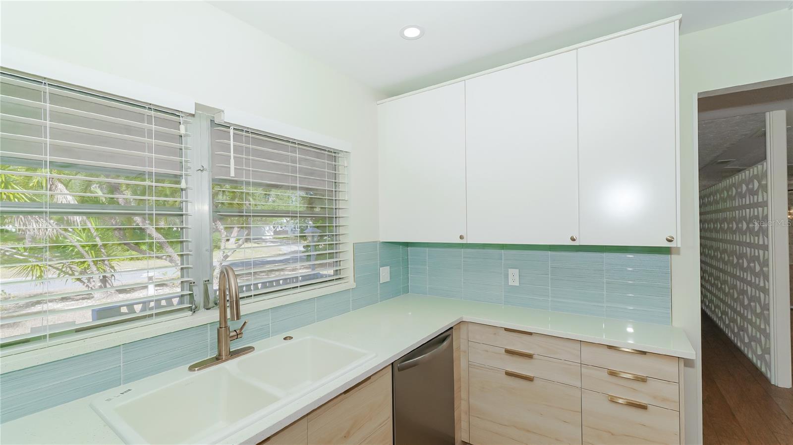 SOUTH GATE - Residential Lease