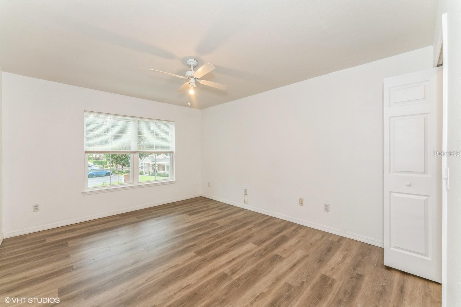 HAMPTONS/METROWEST - Residential