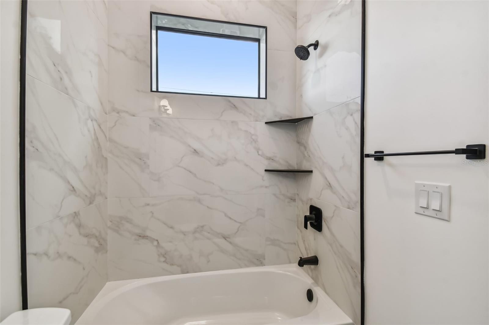 GANDY GARDENS 1 - Residential
