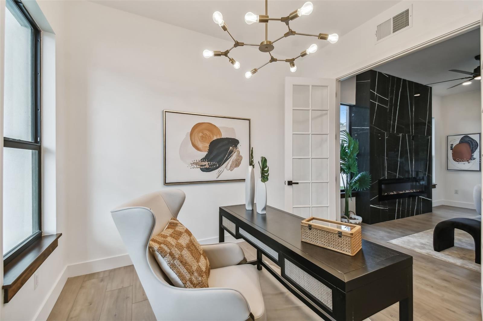 GANDY GARDENS 1 - Residential