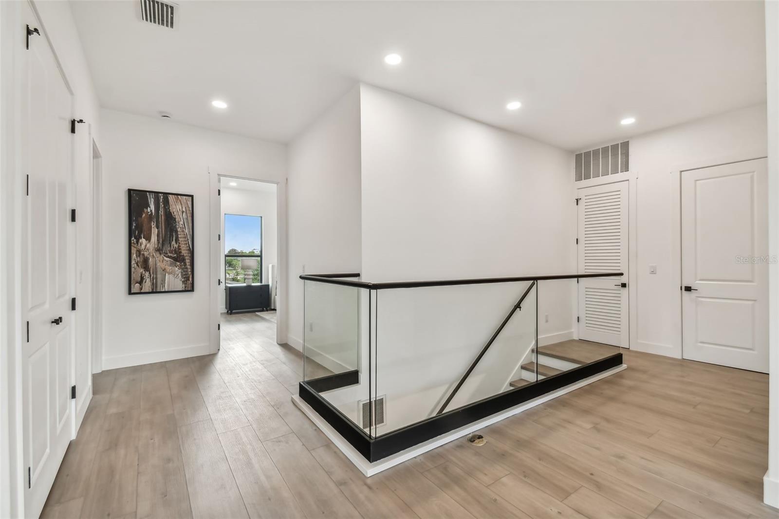GANDY GARDENS 1 - Residential