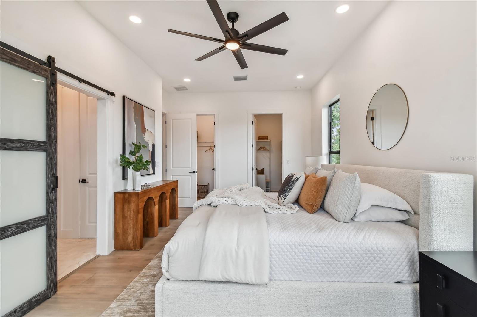 GANDY GARDENS 1 - Residential