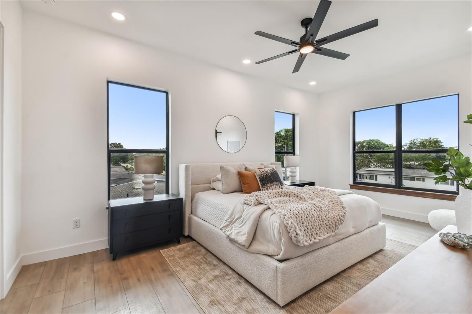GANDY GARDENS 1 - Residential