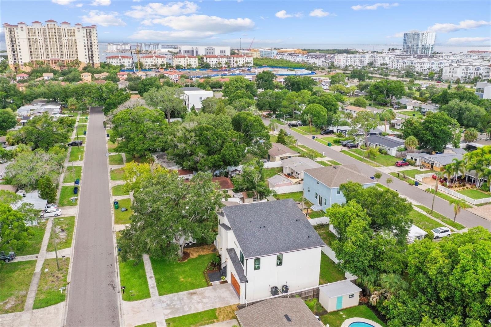 GANDY GARDENS 1 - Residential