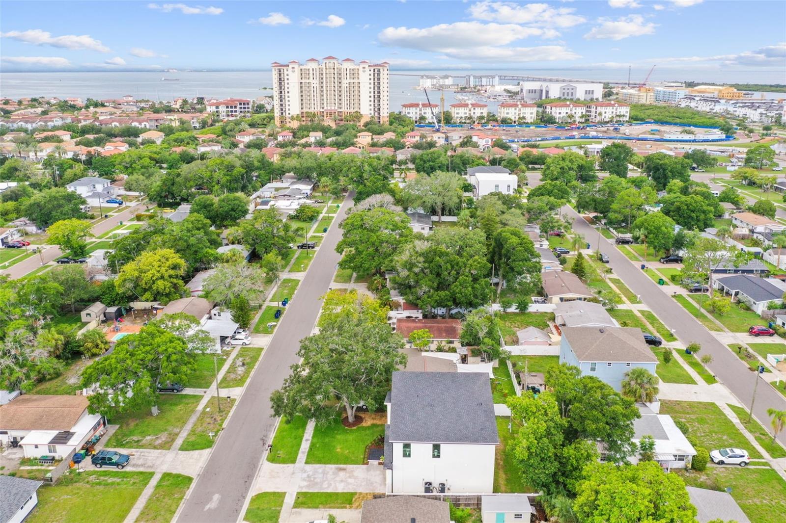 GANDY GARDENS 1 - Residential