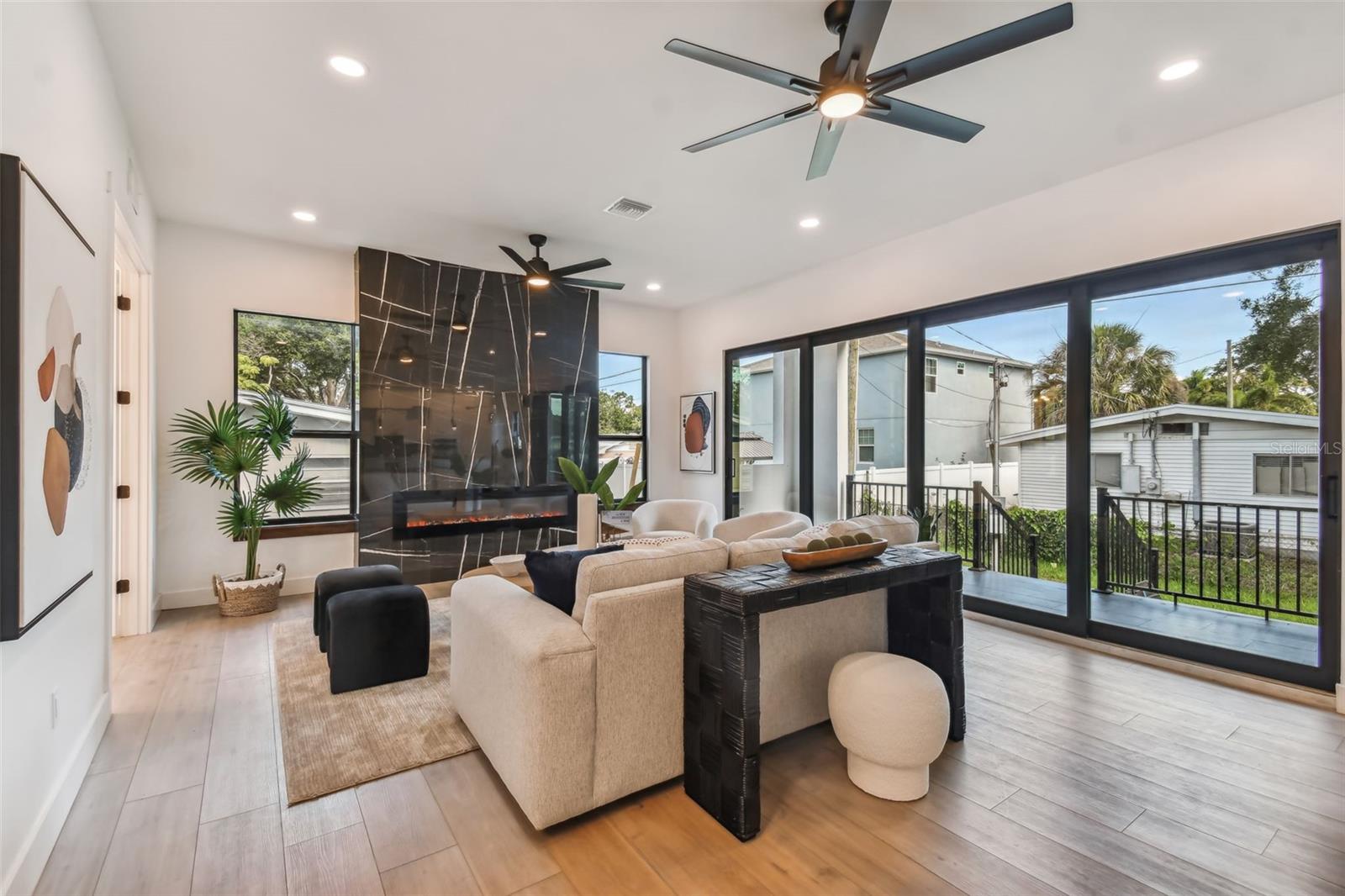 GANDY GARDENS 1 - Residential