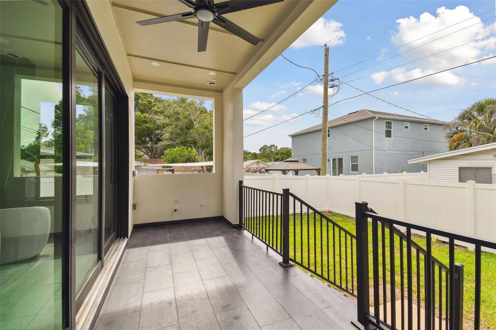 GANDY GARDENS 1 - Residential