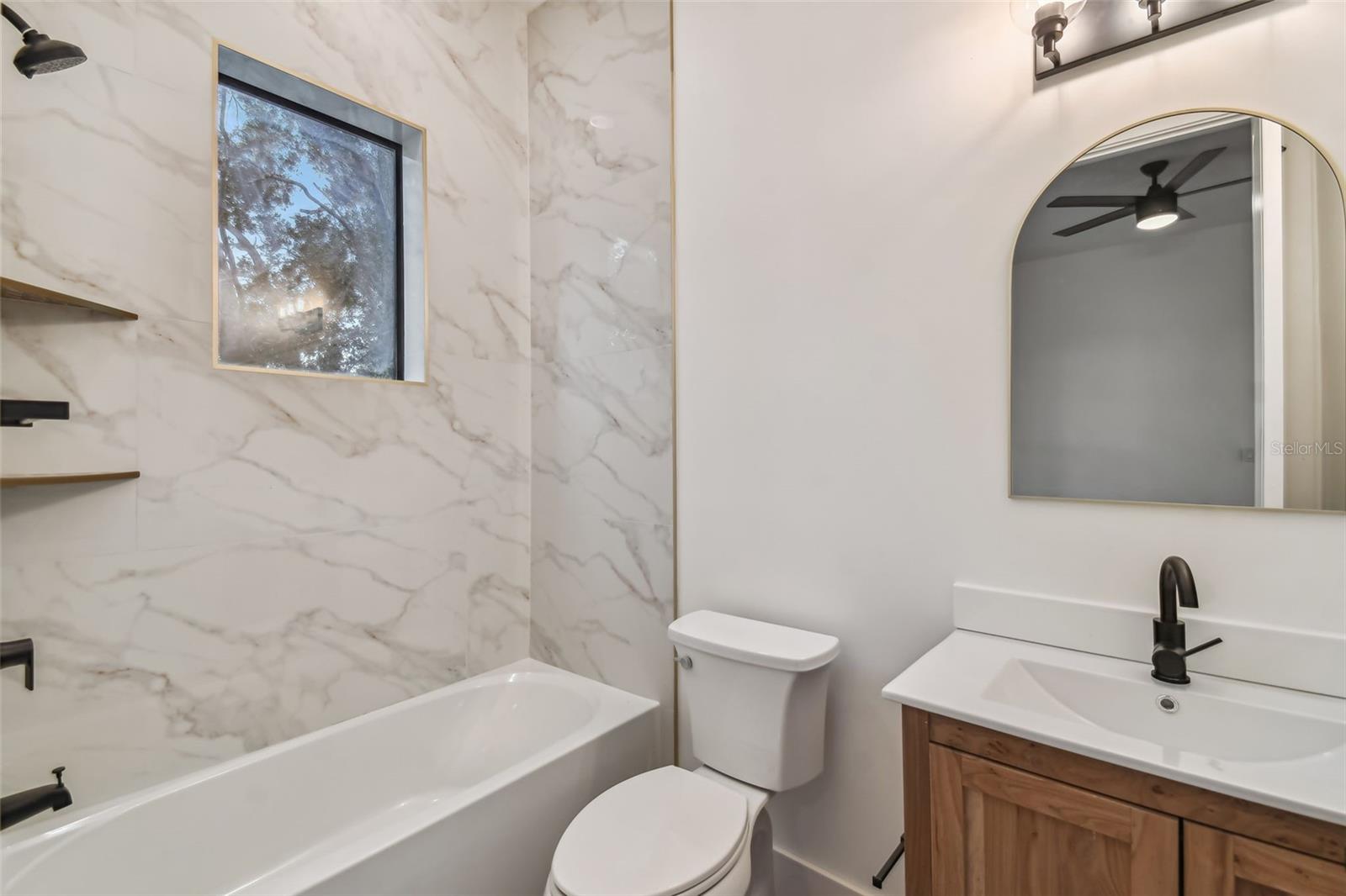 GANDY GARDENS 1 - Residential