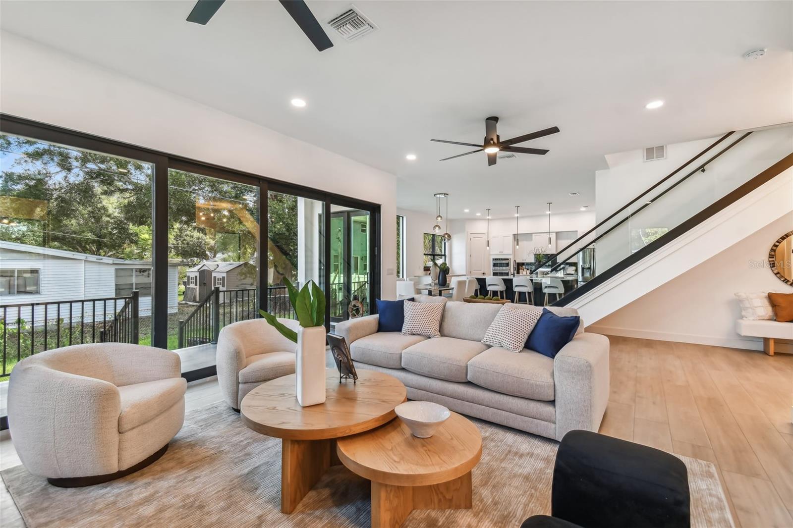 GANDY GARDENS 1 - Residential