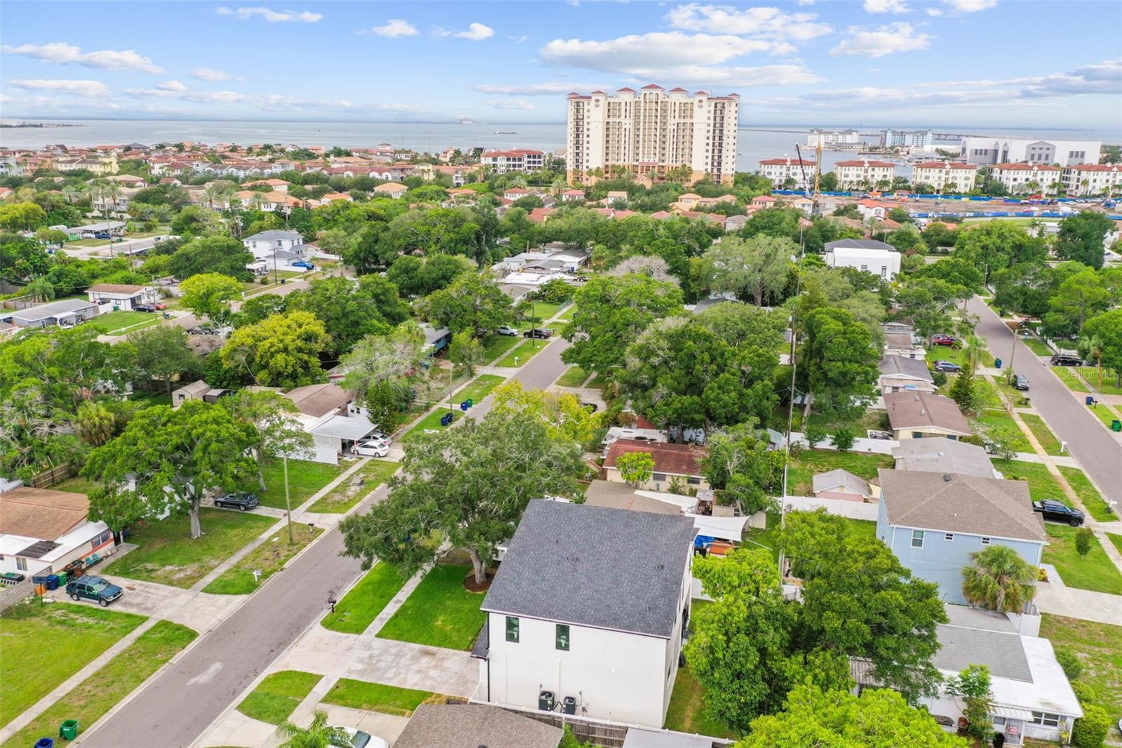 GANDY GARDENS 1 - Residential