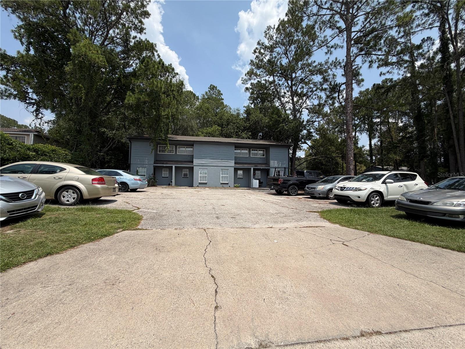3913 SW 26TH DRIVE