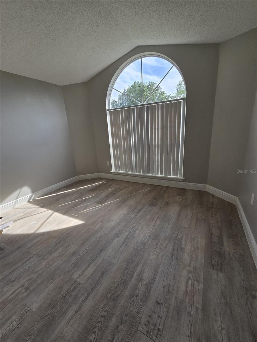QUAIL HOLLOW PH 1 - Residential Lease