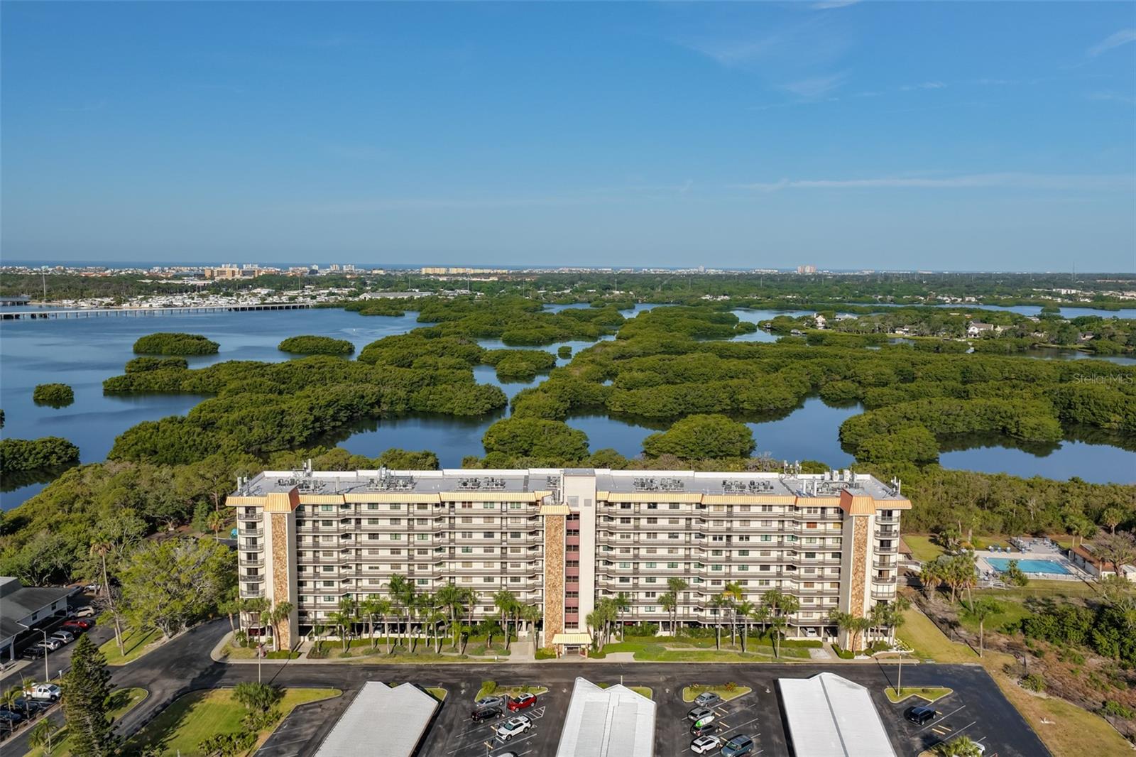 ISLAND VIEW SOUTH CONDO - Residential
