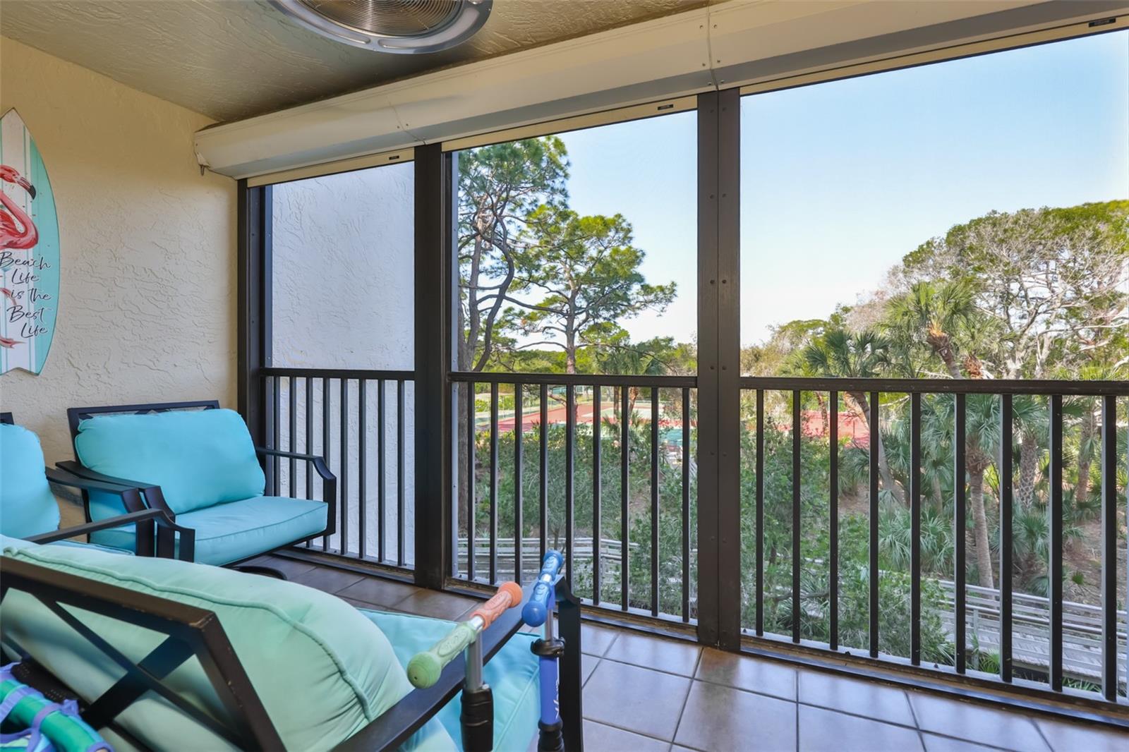 ISLAND VIEW SOUTH CONDO - Residential