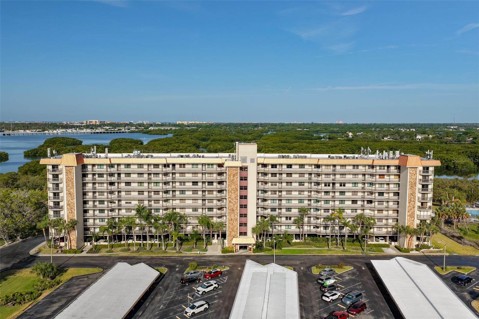 ISLAND VIEW SOUTH CONDO - Residential