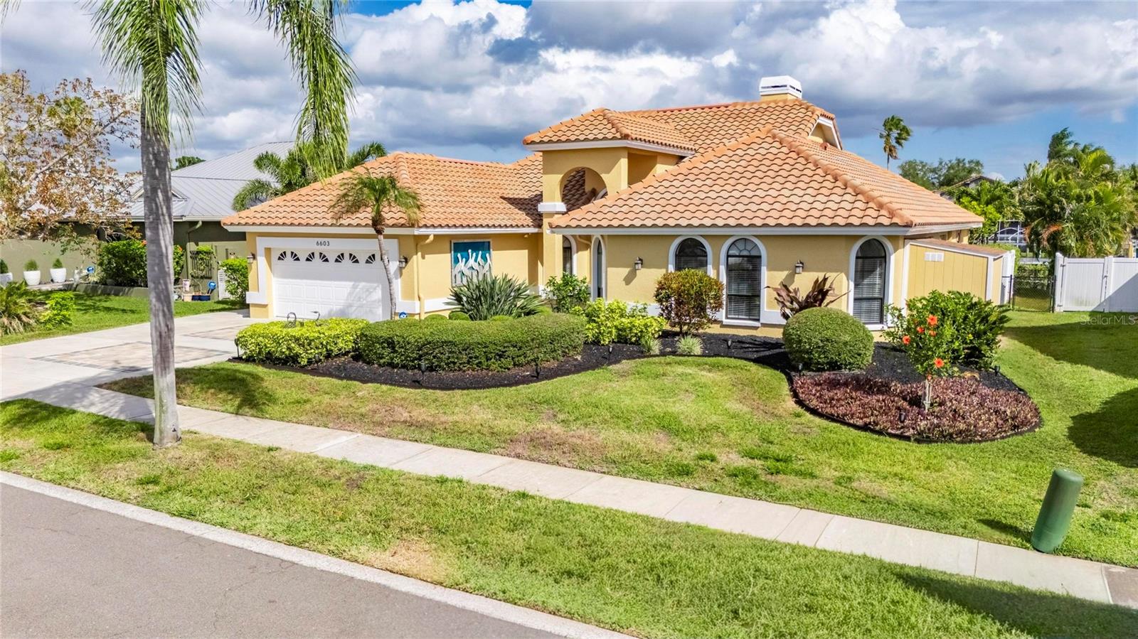 COBIA CAY - Residential