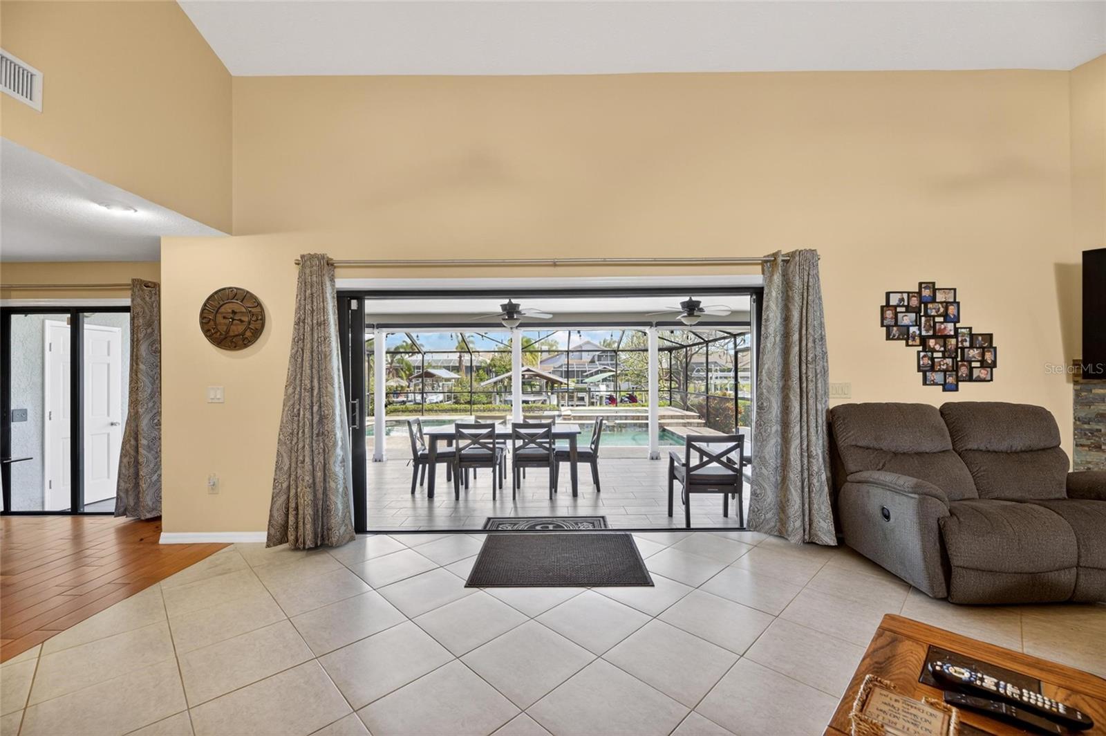 COBIA CAY - Residential