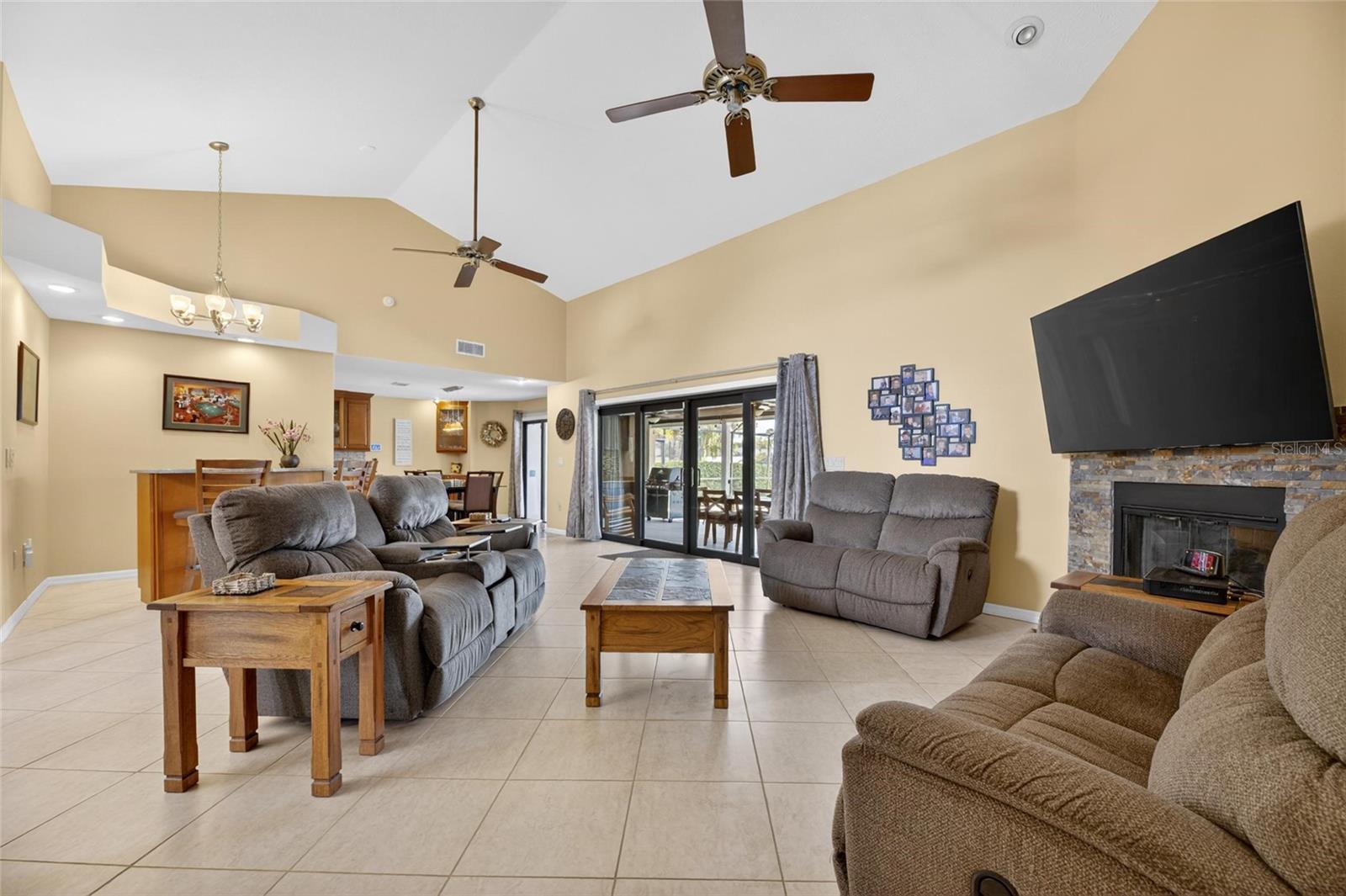 COBIA CAY - Residential