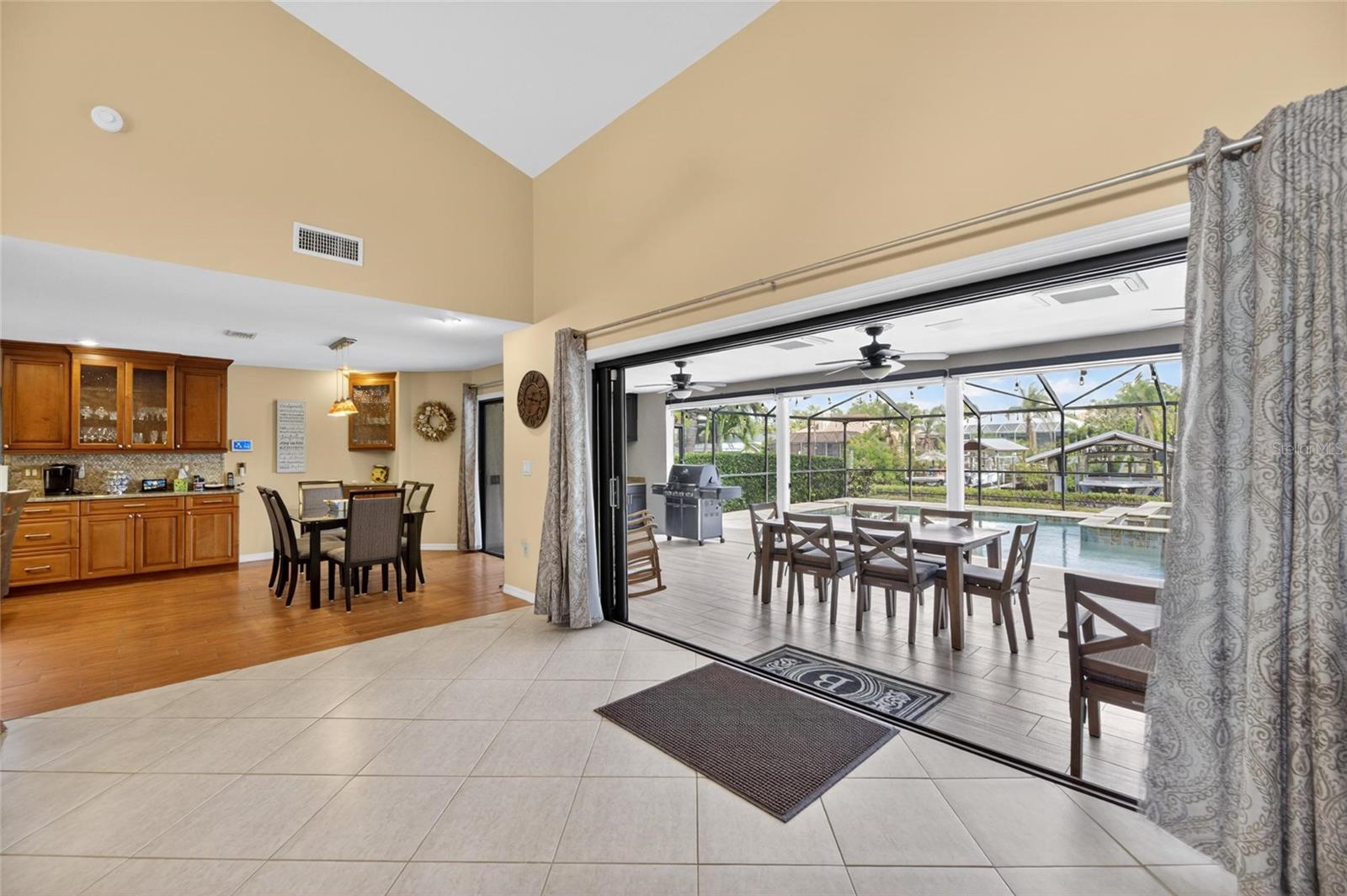 COBIA CAY - Residential