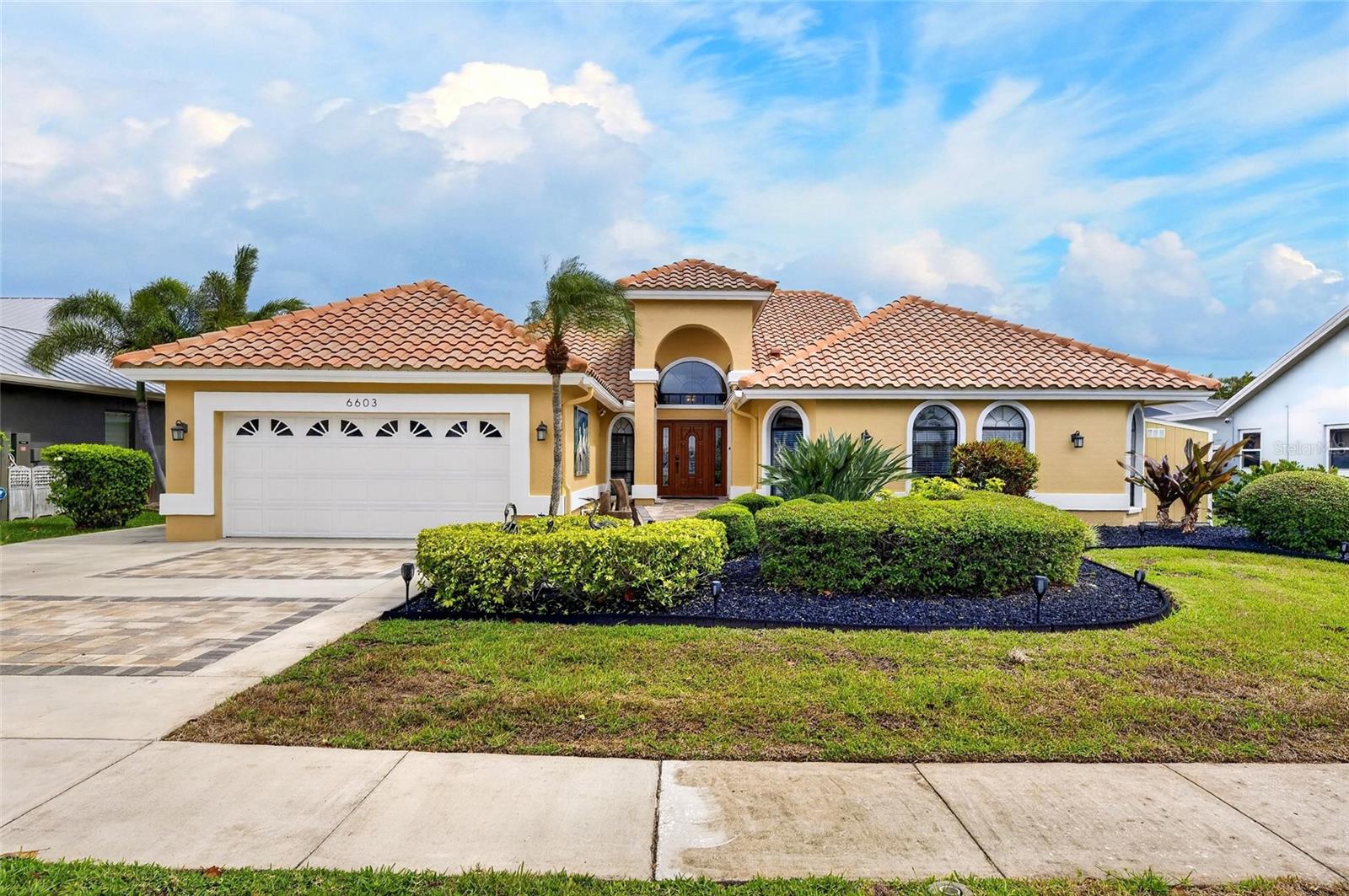 COBIA CAY - Residential