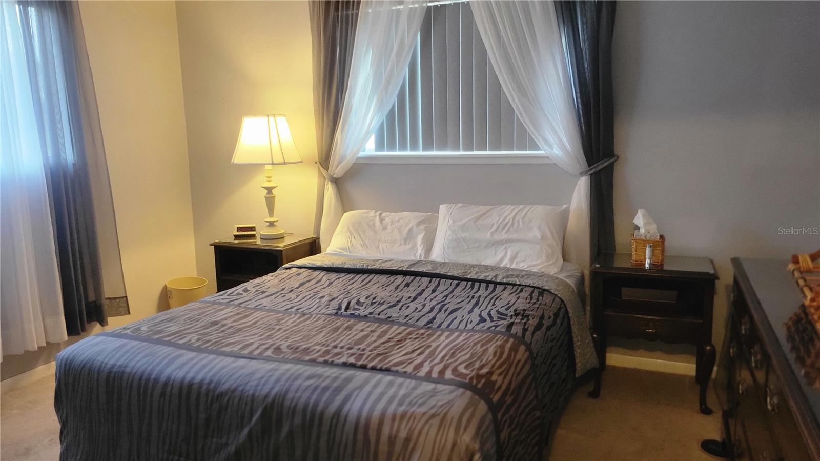PALM CAY 02 - Residential Lease